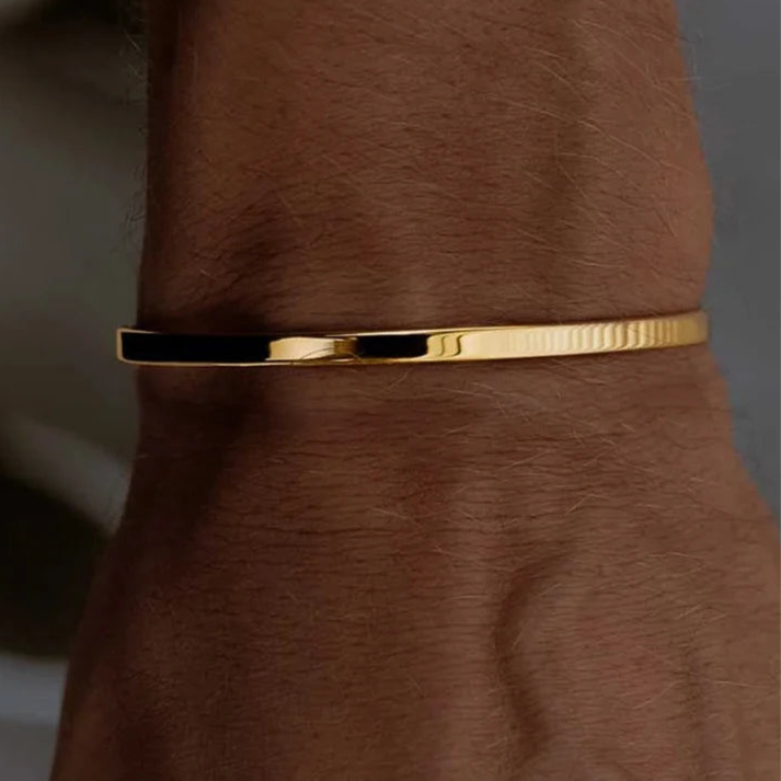 The Defined Bracelet